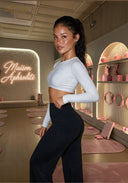 High-waisted straight-leg yoga pants, black