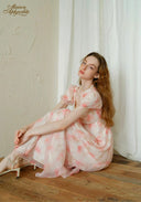 Sunset dress in light pink floral print, puff sleeves, square neckline, flowy maxi skirt