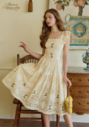 Retro Lace Embroidered Waist-Slimming Dress